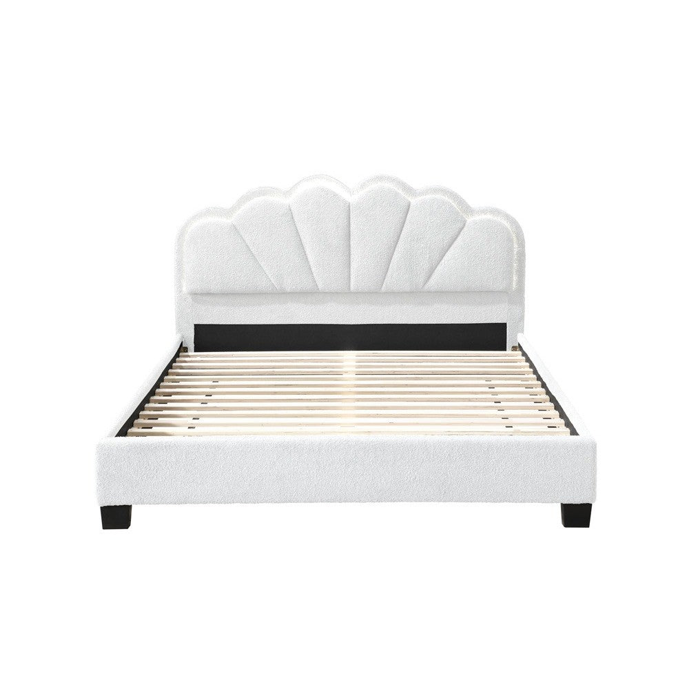 Pat tapitat Comfort 2 cu LED,140X200 cadru din lemn cu somiera fixa, culoare Crem